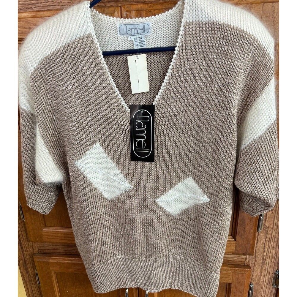 Vintage Nannell Sweater Cream and Tan V-Neck Knit